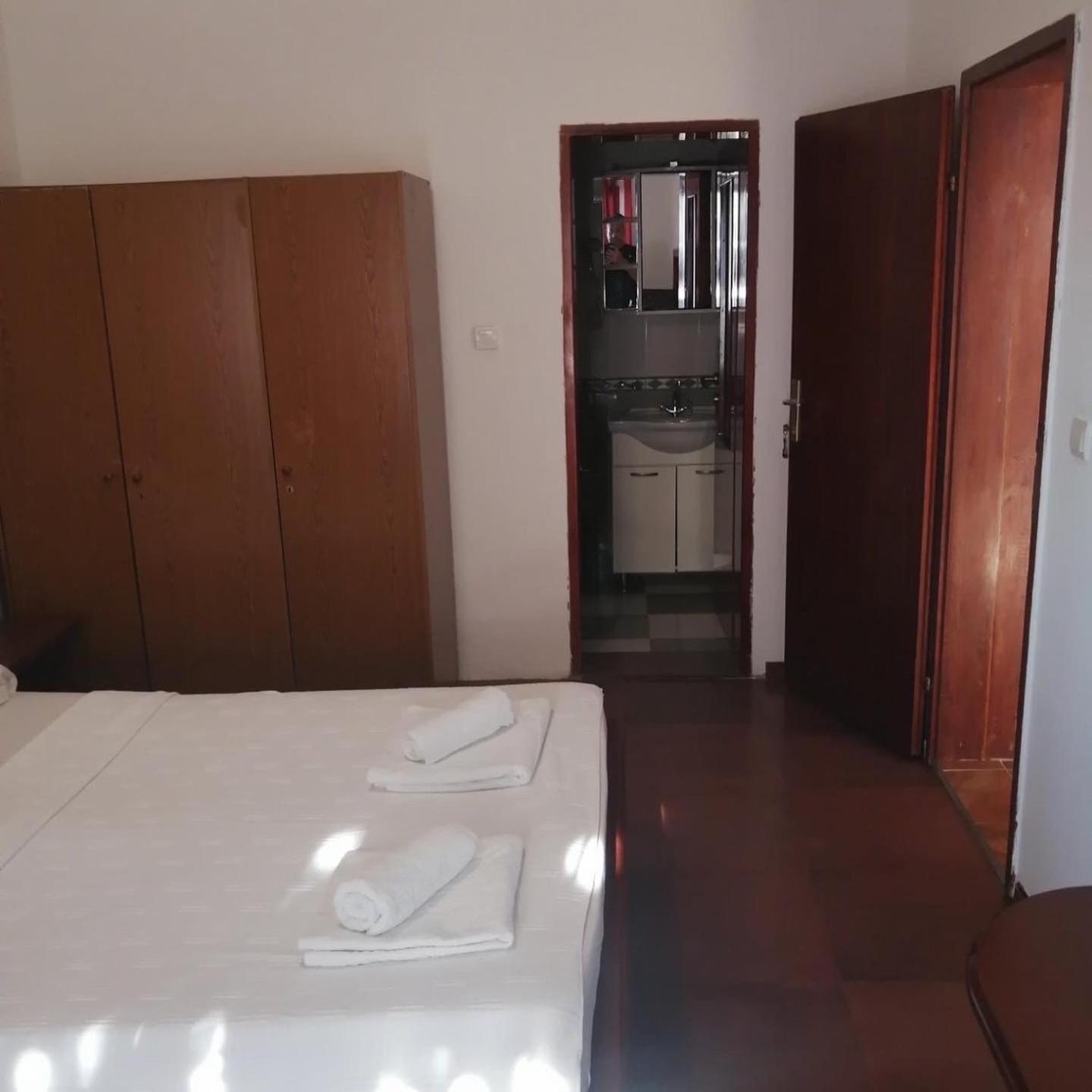 Apartments Muhar Sveti Stefan Eksteriør bilde