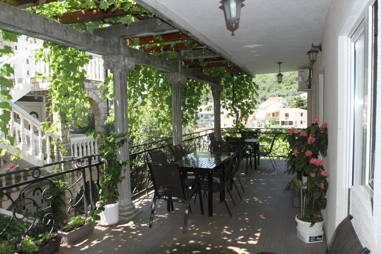 Apartments Muhar Sveti Stefan Eksteriør bilde